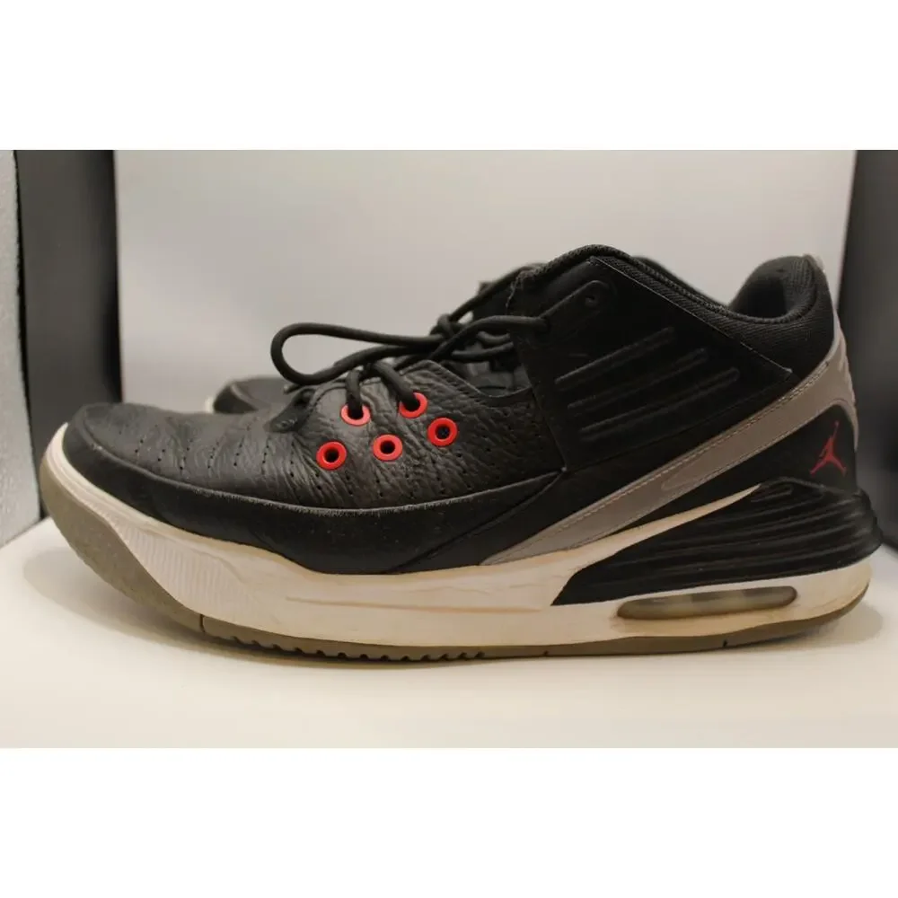 Jordan Max Aura 5 Men’s Size 12 Black Gray Red Basketball Sneakers DQ4353-061